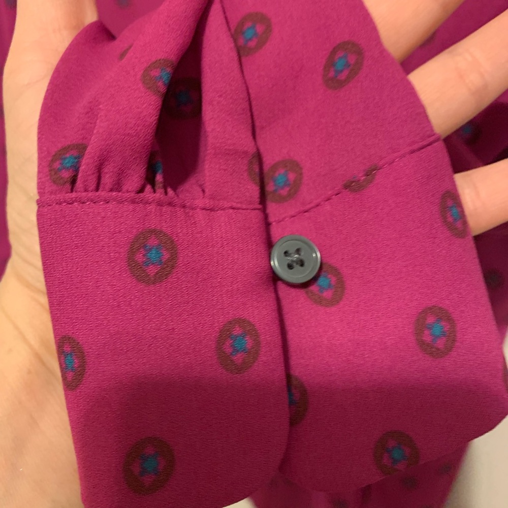 Long sleeve button down Loft blouse - Picture 3 of 4